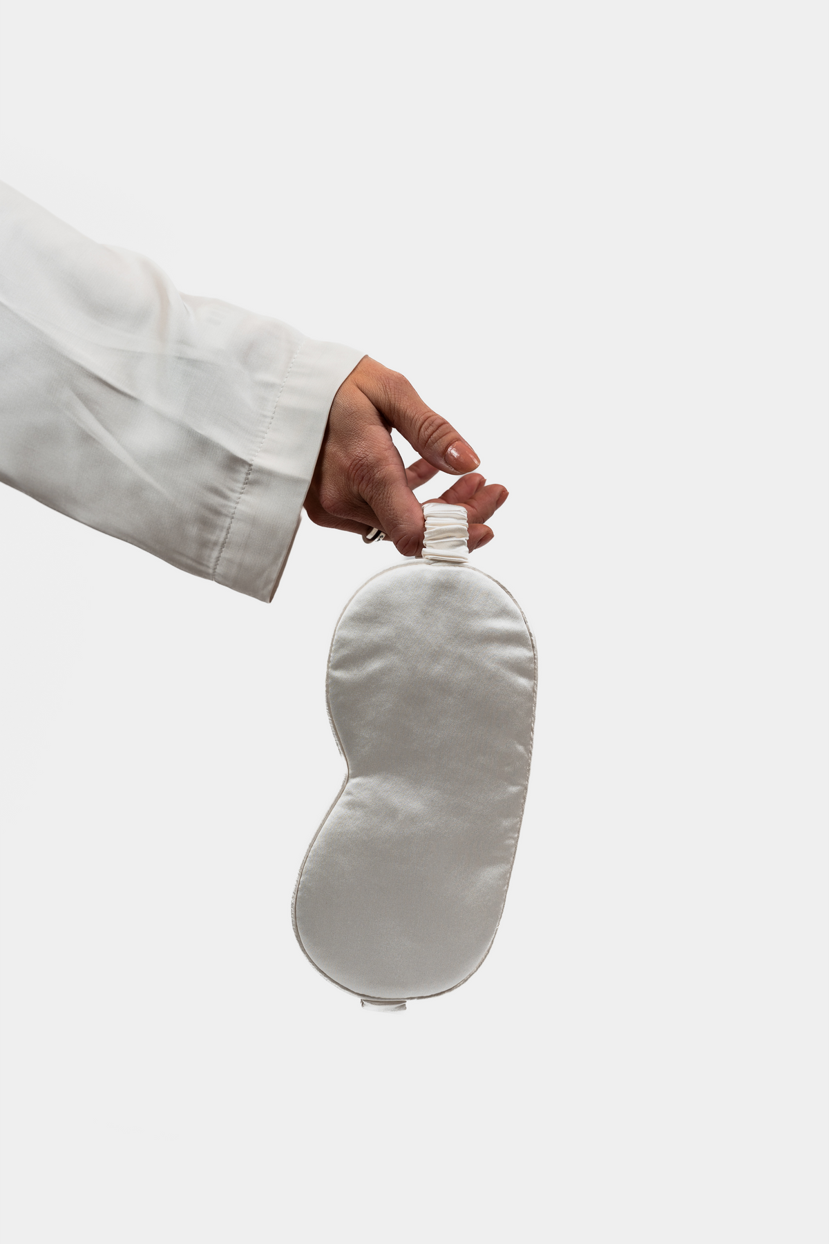 Sovmask i peace silk – detaljbild